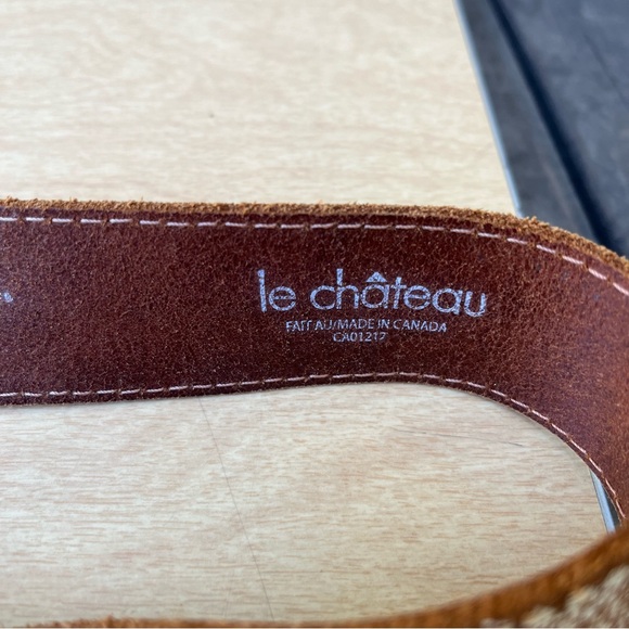 Le Chateau Brown Leather Shabby Distressed Belt With Silver Tone Buckle Sz S - Picture 3 of 16
